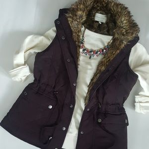 Faux Fur Puffer Vest Size Small